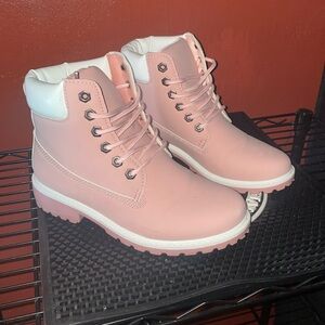 Pink winter shoes.